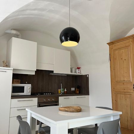 Casa Nina Lejlighed Mezzolago Eksteriør billede